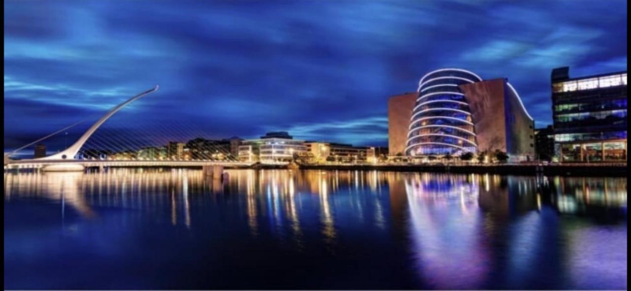 Modern Dublin City Centre Exterior foto